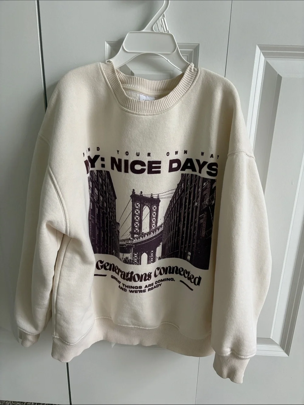 Zara Cream Crewneck Sweatshirt with Dark Graphic Print